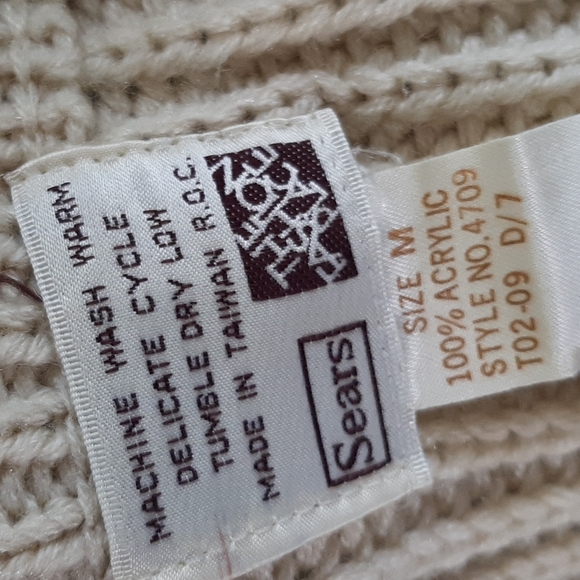 Vintage "your favorite grandma" sweater - Picture 7 of 7